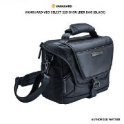 Picture of Vanguard VEO SELECT 22S Camera Shoulder Bag (Black)