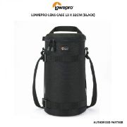 Picture of Lowepro Lens Case 13 x 32cm (Black)